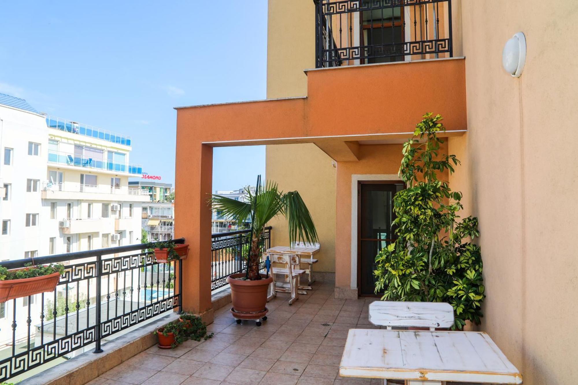 Family Hotel Deykin Sunny Beach Ngoại thất bức ảnh