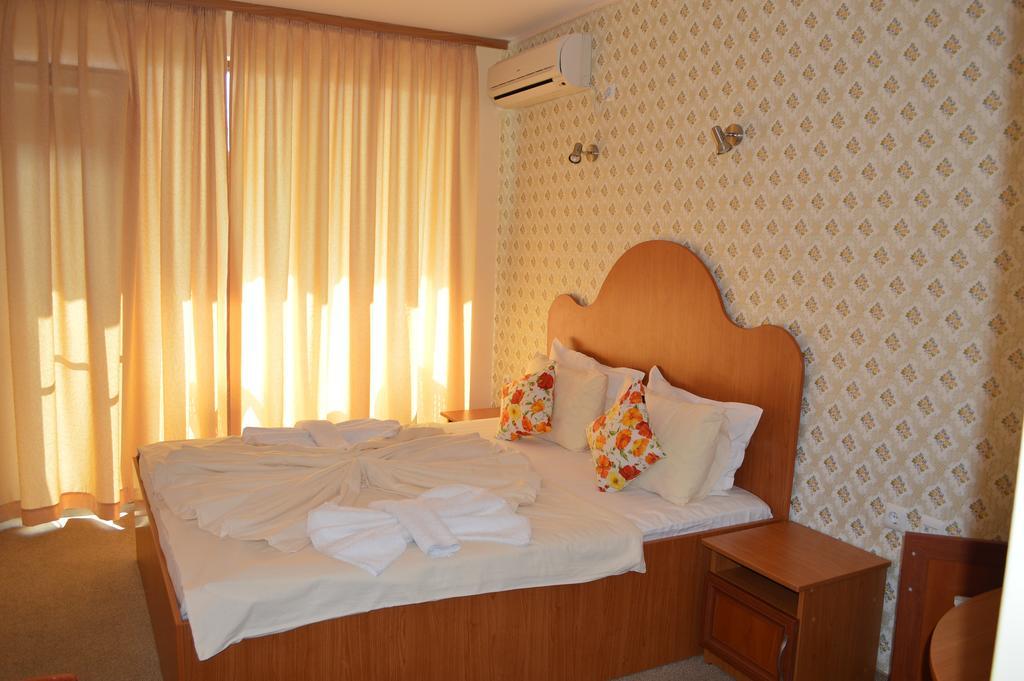 Family Hotel Deykin Sunny Beach Ngoại thất bức ảnh