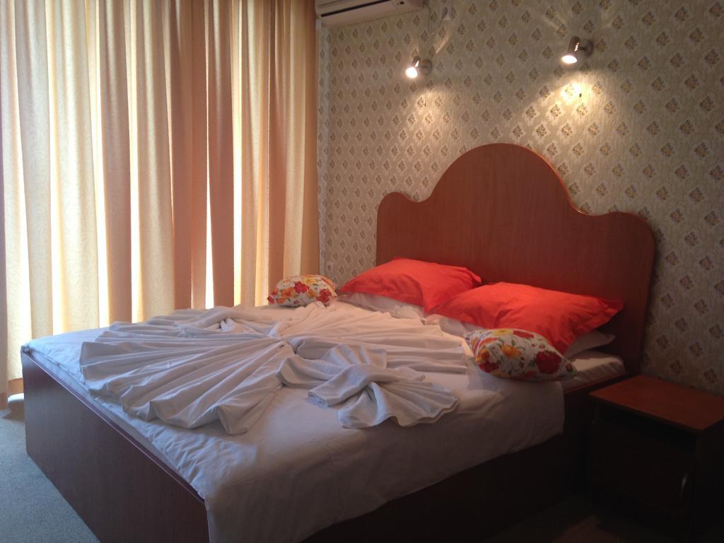 Family Hotel Deykin Sunny Beach Ngoại thất bức ảnh